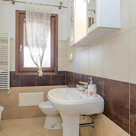 Casa Lucia San Teodoro 2 Apartamento