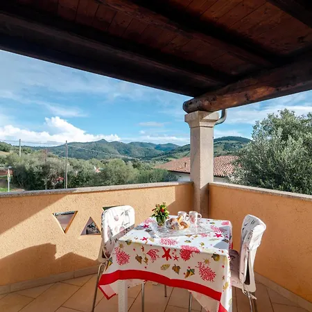Casa Lucia San Teodoro 2 * Schifoni