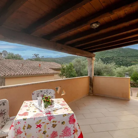 Casa Lucia San Teodoro 2 Apartamento Schifoni